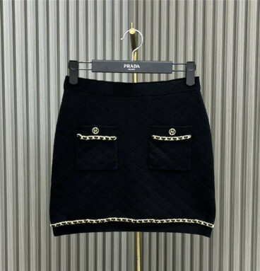 chanel chain bag hip skirt