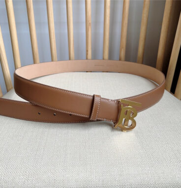 Burberry new leather belt
