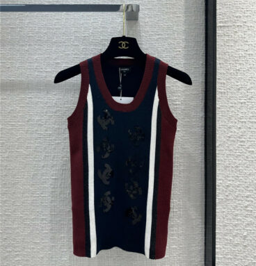 Chanel sports wind color block knitted vest