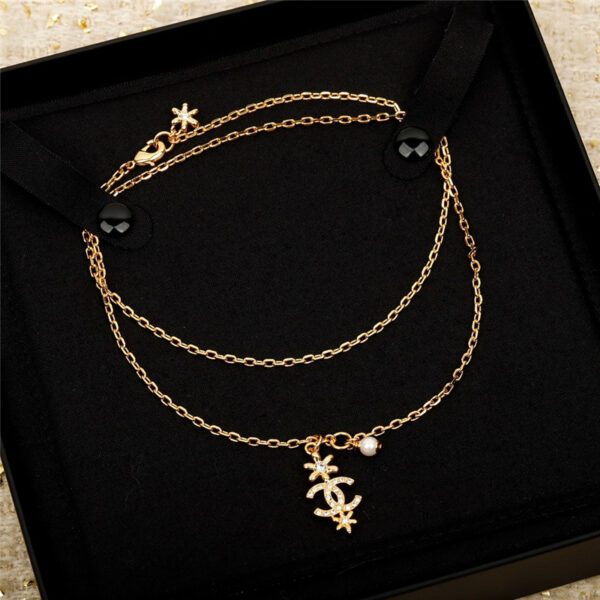 Chanel flower double C single layer necklace