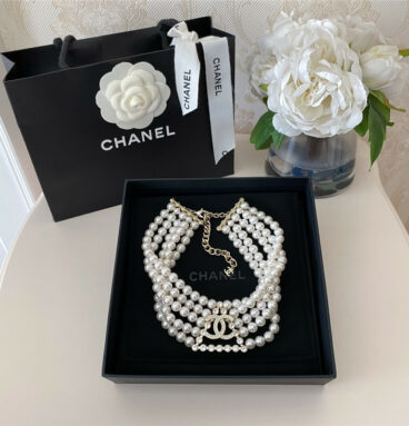 Chanel 5 layers of pearl triangle full diamond necklace