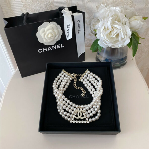 Chanel 5 layers of pearl triangle full diamond necklace