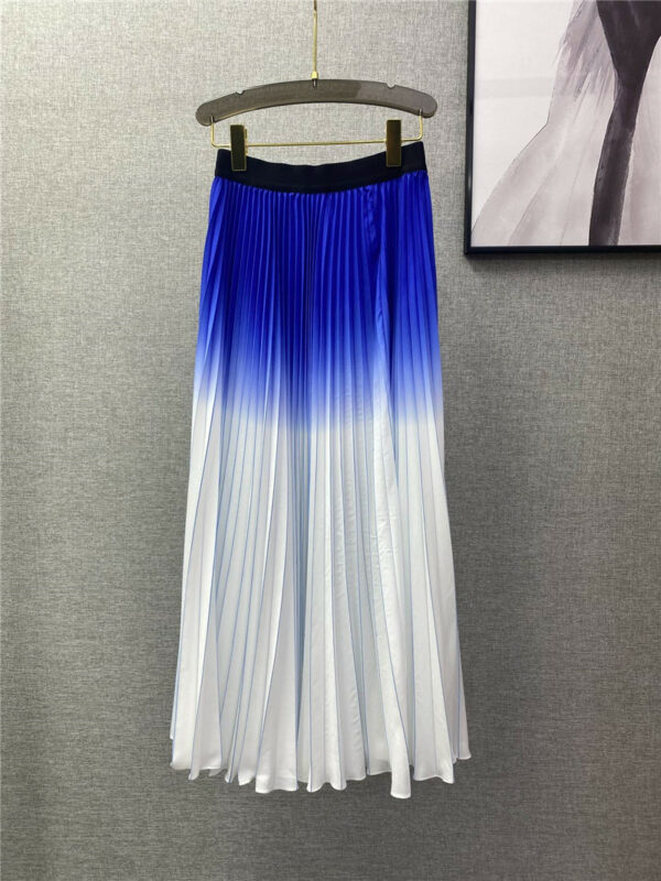 valentino new gradient color pleated skirt