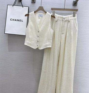 Chanel new soft tweed vest suit