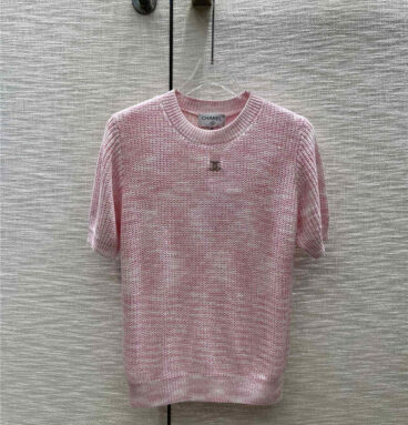 Chanel custom metal button short-sleeved knitted top
