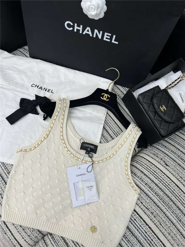 Chanel U-neck cropped vest