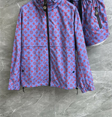 louis vuitton LV stand collar hooded track suit