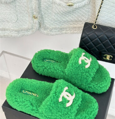 Chanel classic four seasons double C plush slippers
