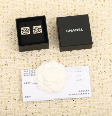 Chanel square double c earrings