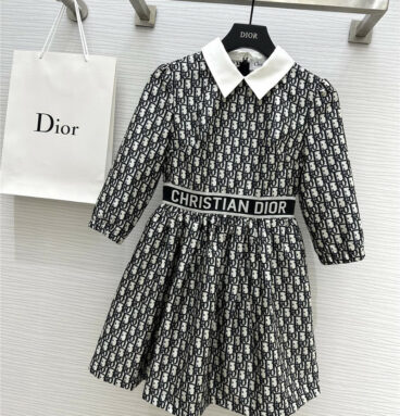 Dior advanced custom D presbyopia letter dress