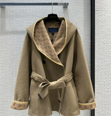louis vuitton LV classic double breasted wrap hooded cropped coat