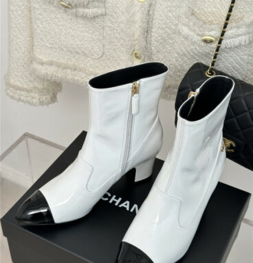 Chanel double C pointed chunky heel ankle boots