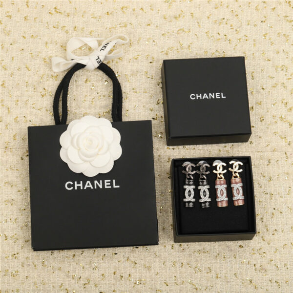 Chanel enamel double C color diamond earrings