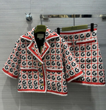 gucci lapel jacket + double pocket skirt suit