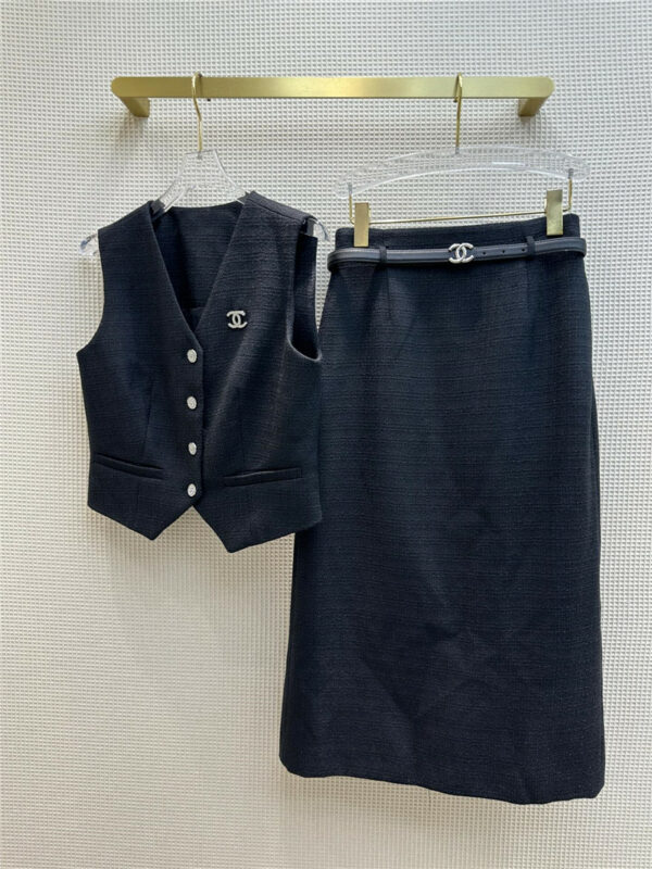 Chanel waist waistcoat + belt arm length skirt suit
