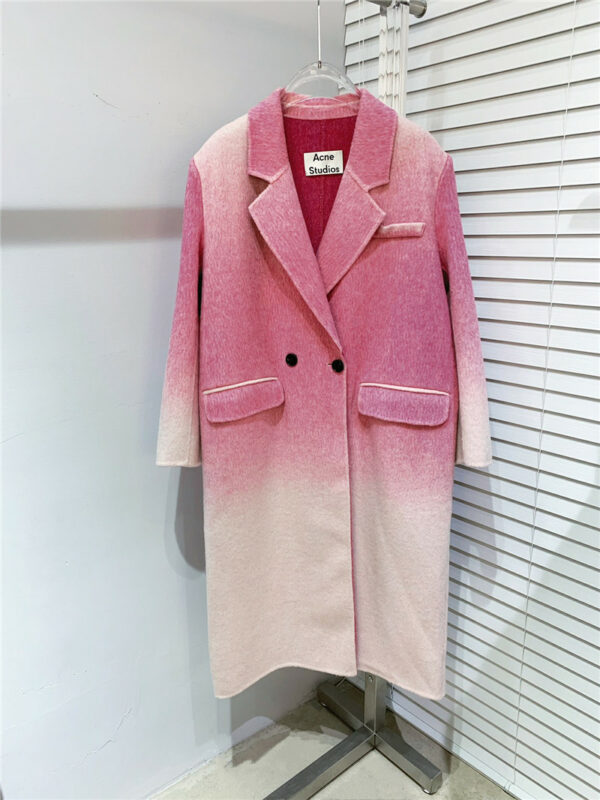 𝐀𝐜𝐧𝐞𝐒𝐭𝐮𝐝𝐢𝐨s new gradient cashmere coat