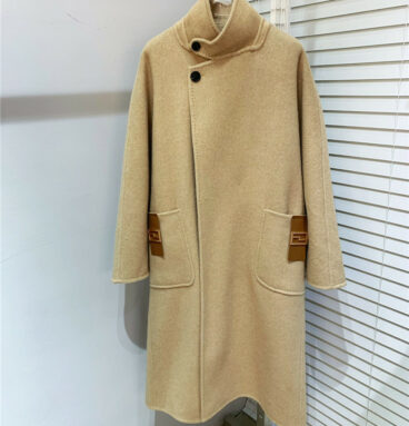 Fendi new one buckle double pocket wool coat