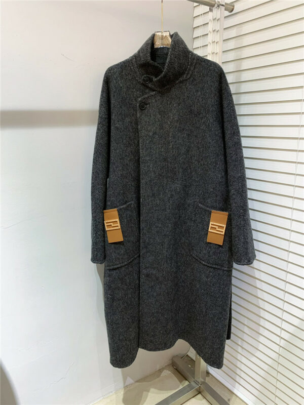 Fendi new one buckle double pocket wool coat
