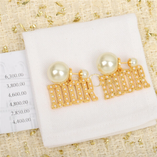 dior letter pearl earrings