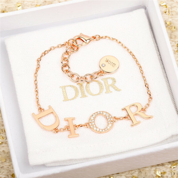 dior new letter bracelet