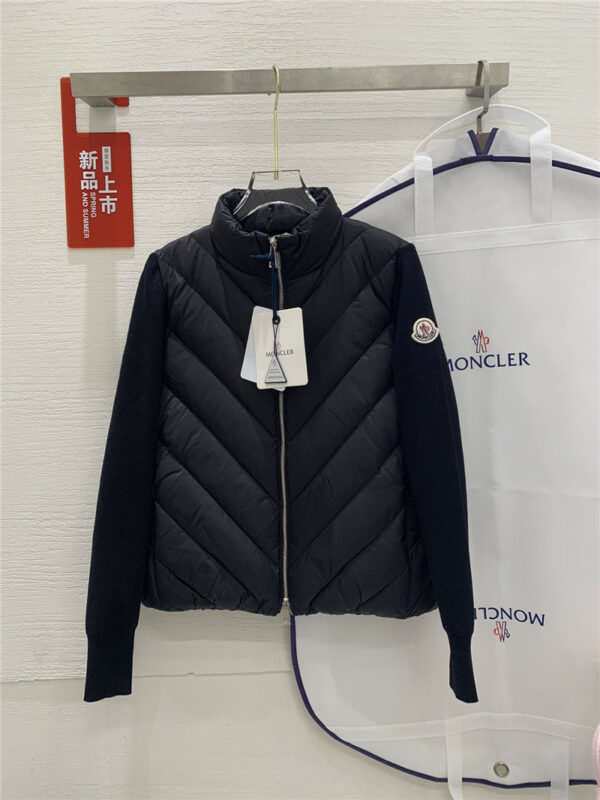 Moncler V-pattern stitching knit sleeve stand collar down jacket