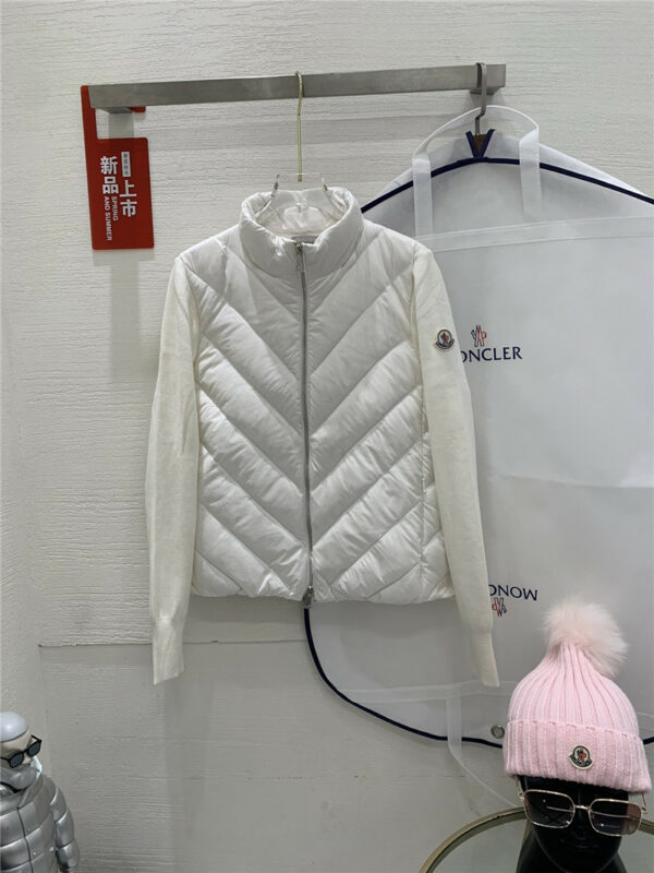 Moncler V-pattern stitching knit sleeve stand collar down jacket