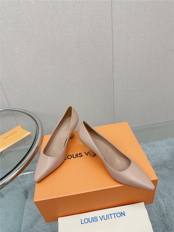 louis vuitton LV early spring new high-heeled shoes