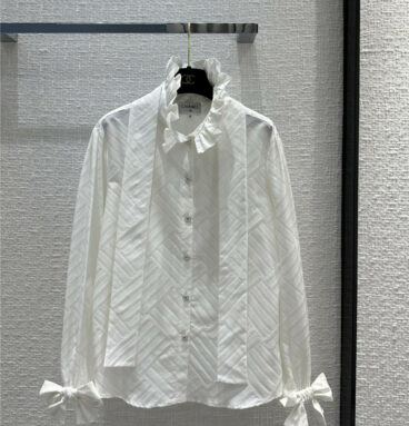 Chanel court style ruffled collar shirt