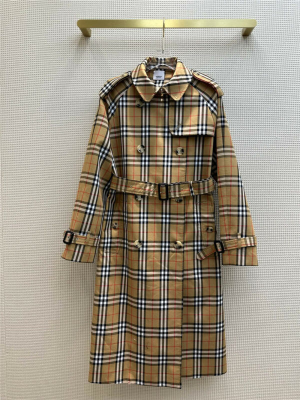 Burberry early autumn new plaid trench coat