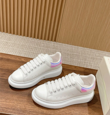 Alexander mcqueen classic all-match small white shoes