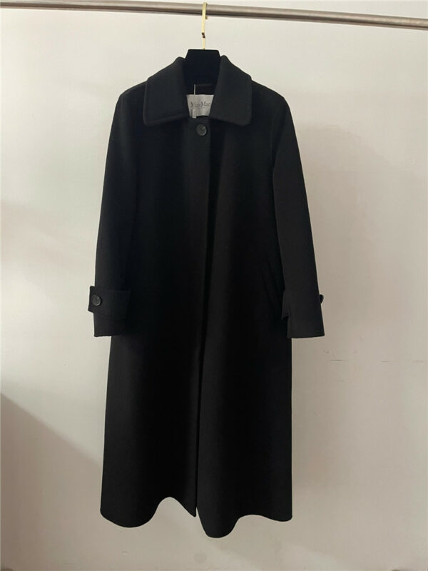 MaxMara buttoned lapel cashmere coat