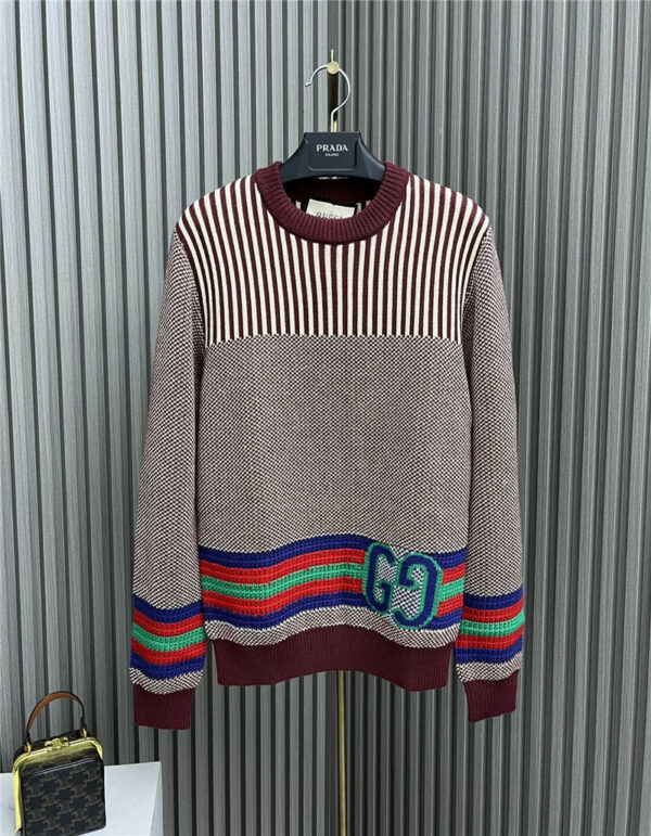 gucci crocheted letter crew neck sweater
