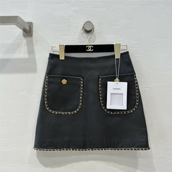 chanel vintage chain double pocket leather skirt
