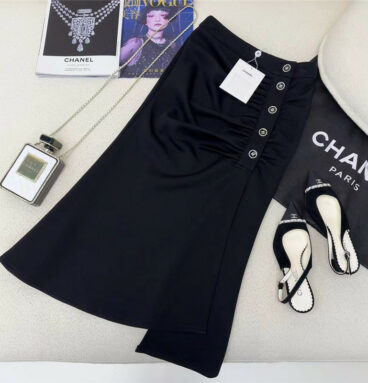 chanel new black pleated hip skirt