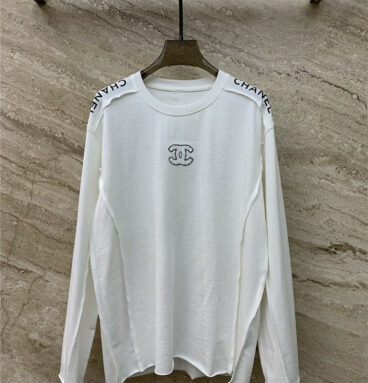 Chanel new logo embroidered long-sleeved T-shirt