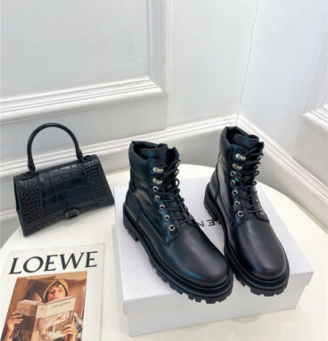 Givenchy's new autumn and winter couple's large yellow boots