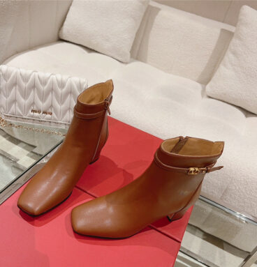 valentino V buckle short nude boots