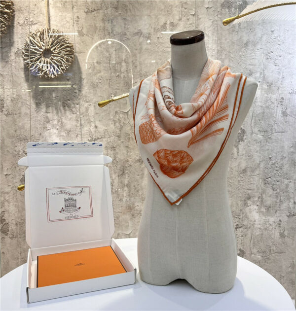 Hermès "Palm Family" 90 cm lightweight square scarf