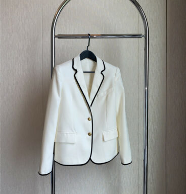 celine contrast color age-reducing suit