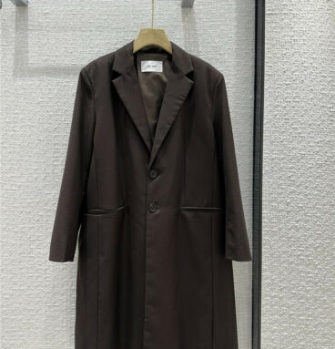 The row brown-red minimalist mid-length blazer