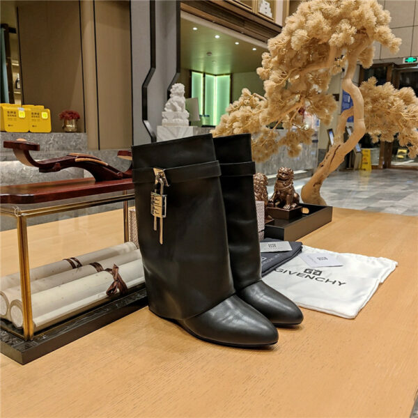 Givenchy cropped leg boots
