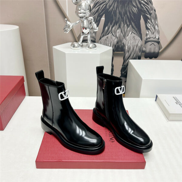 valentino round toe hollow buckle boots