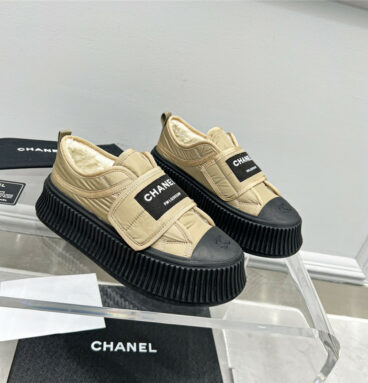 chanel new casual sports style bread shoes