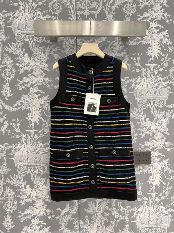 chanel new spring sleeveless knitted striped dress