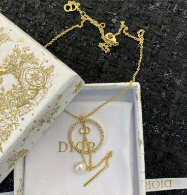 dior classic best selling necklace