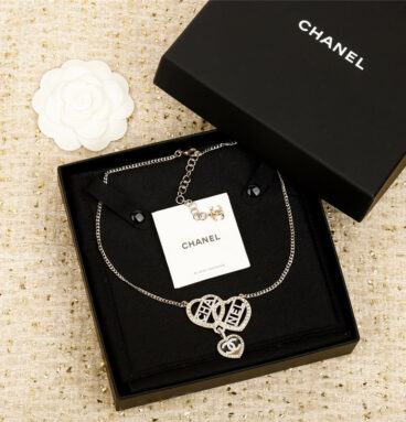 chanel hollow double heart necklace