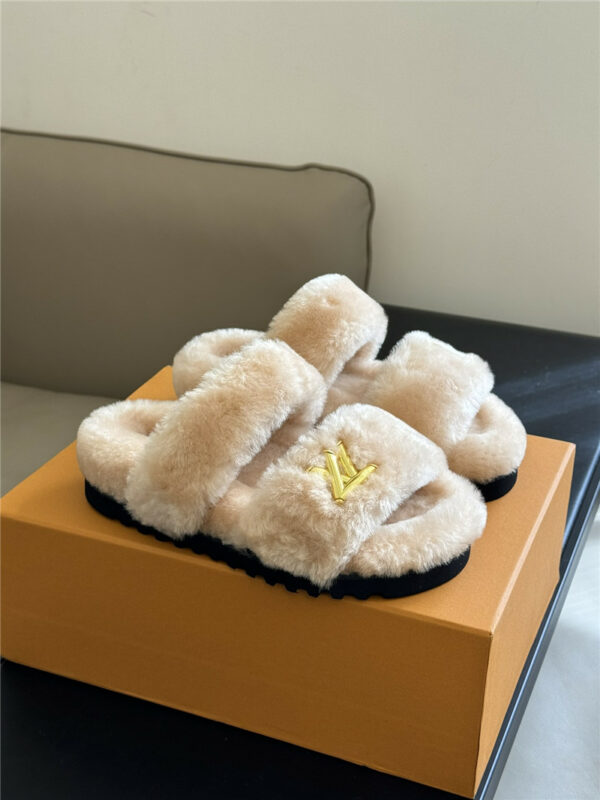 louis vuitton LV new wool slippers