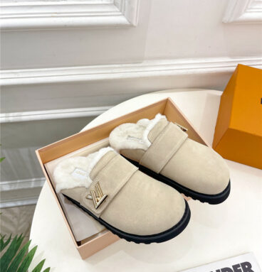 louis vuitton LV bread mules wool slippers