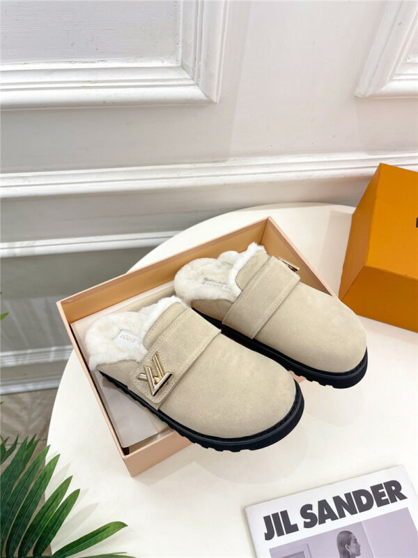 louis vuitton LV bread mules wool slippers