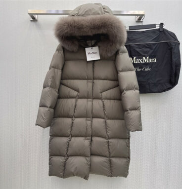 MaxMara new simple hooded raccoon fur collar long down jacket